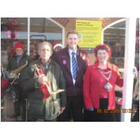 Christmas Carols at Sainsbury's, Hunstanton collecting for the Mayor's Fund. Alf Ball - HCB Band Manager, Pat Wymer - Sainsbury's Manager and Christine Earnshaw - the Mayoress of Hunstanton - December 19th, 2009 - Photo Angie and Darren Burrows